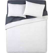 meander bed linens