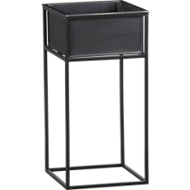 raised 24" planter